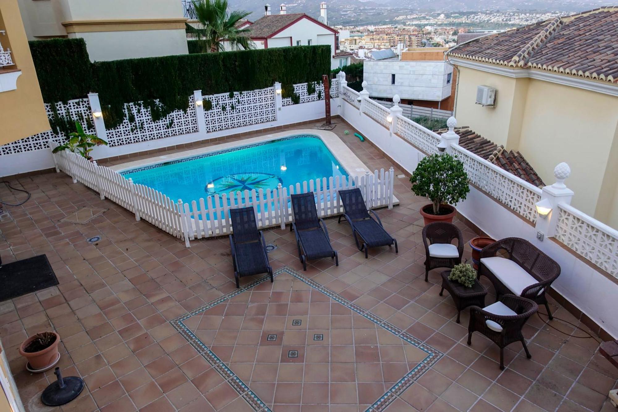 Villa Borja Torre Del Mar Exteriör bild