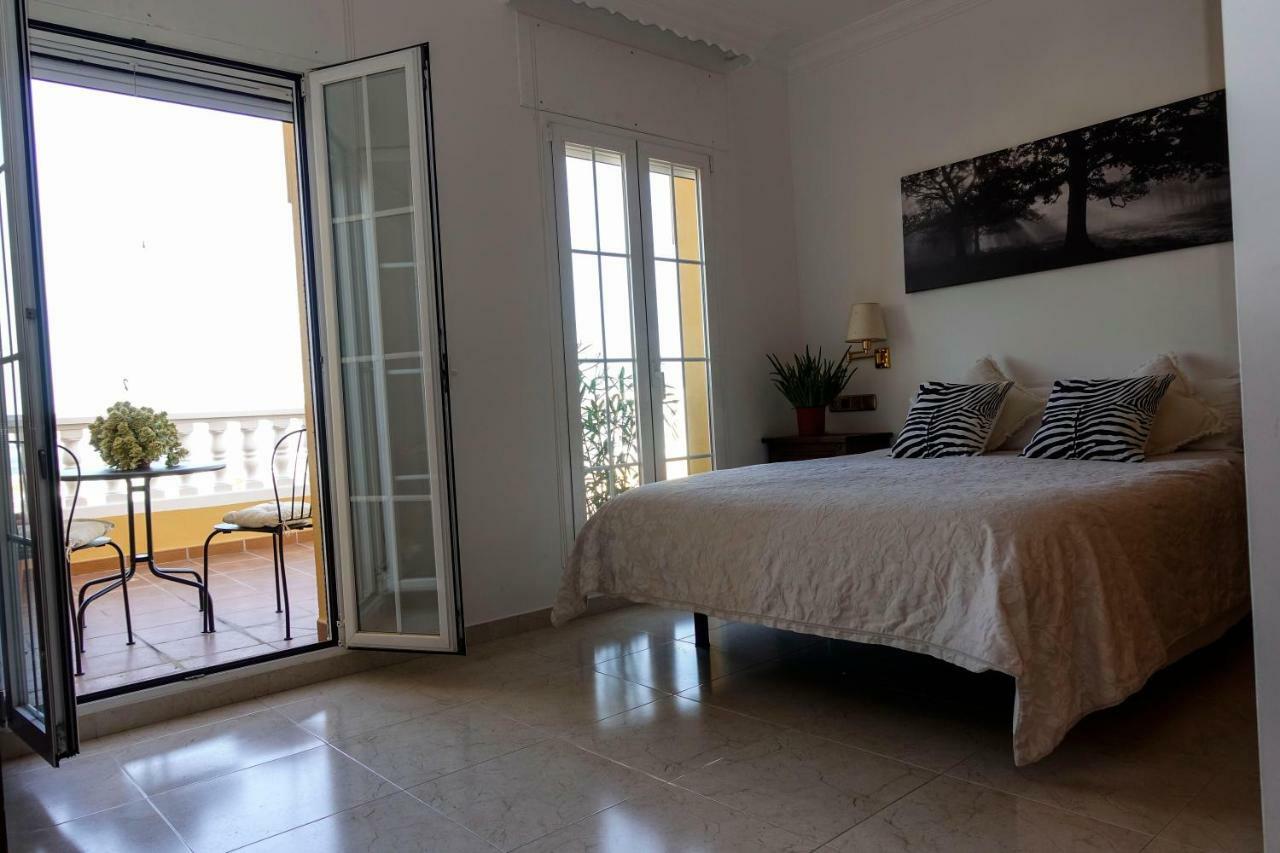 Villa Borja Torre Del Mar Exteriör bild