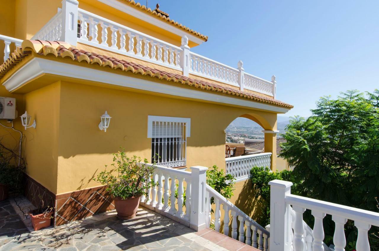 Villa Borja Torre Del Mar Exteriör bild