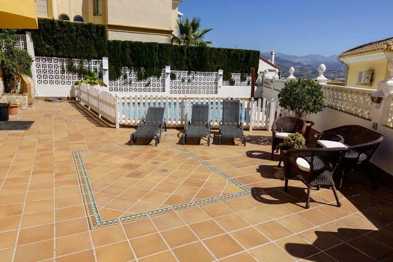 Villa Borja Torre Del Mar Exteriör bild